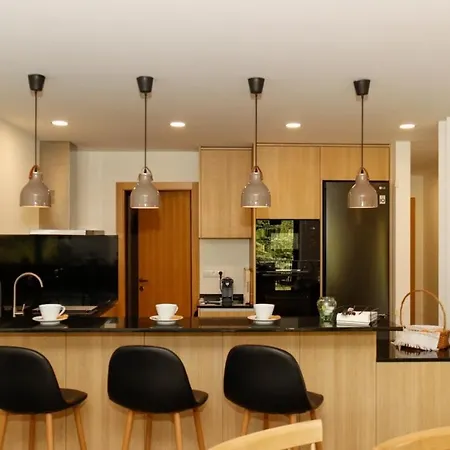 Casa Da Belina : Casa De Ferias Com Piscina, Labruja, * Ponte de Lima