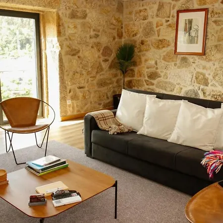 Casa Da Belina : Casa De Ferias Com Piscina, Labruja, * ポンテ・デ・リマ