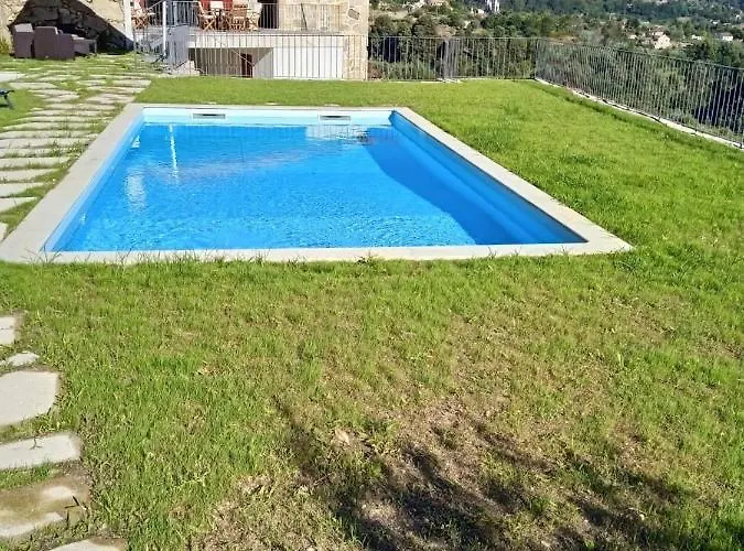 Casa Da Belina : Casa De Ferias Com Piscina, Labruja, בית נופש *