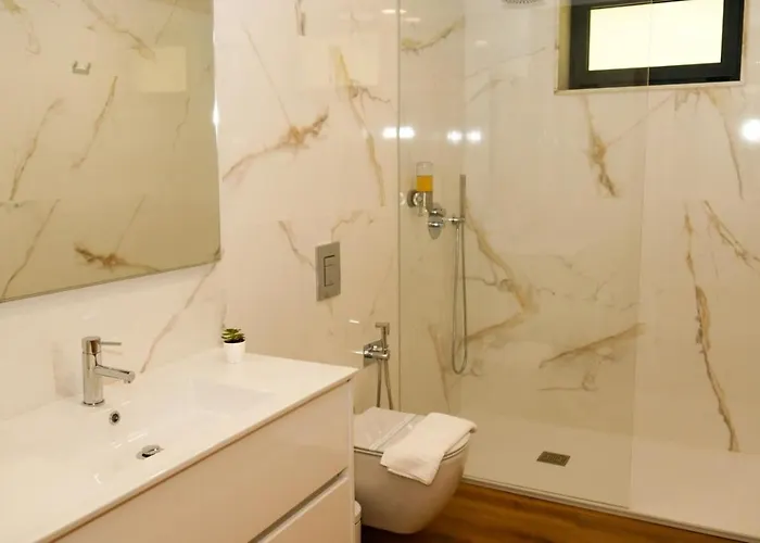 Casa Da Belina : Casa De Ferias Com Piscina, Labruja,