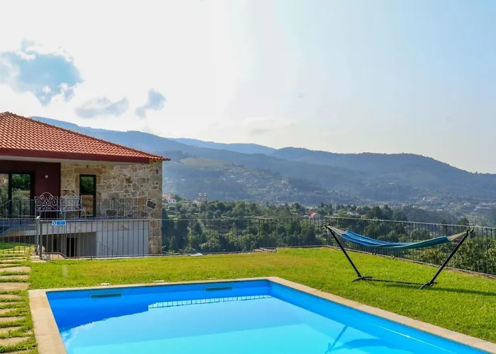 Casa Da Belina : Casa De Ferias Com Piscina, Labruja,