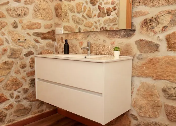 Casa Da Belina : Casa De Ferias Com Piscina, Labruja, *